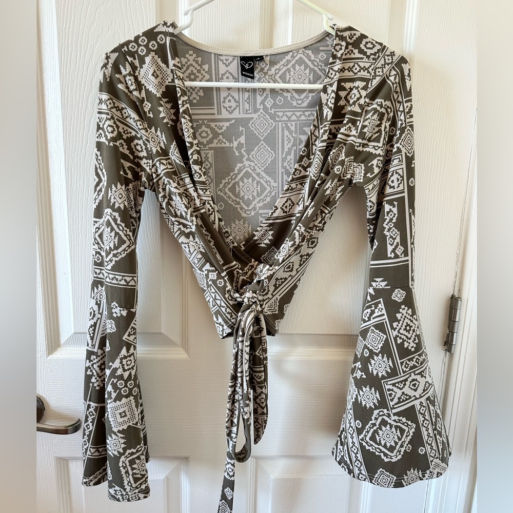Windsor Tribal Print Wrap Blouse Small
